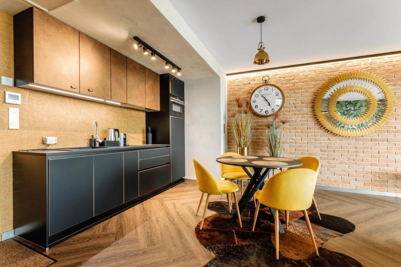 Skyview Suite - Niepowtarzalny Widok I Basen Lublin Exterior photo